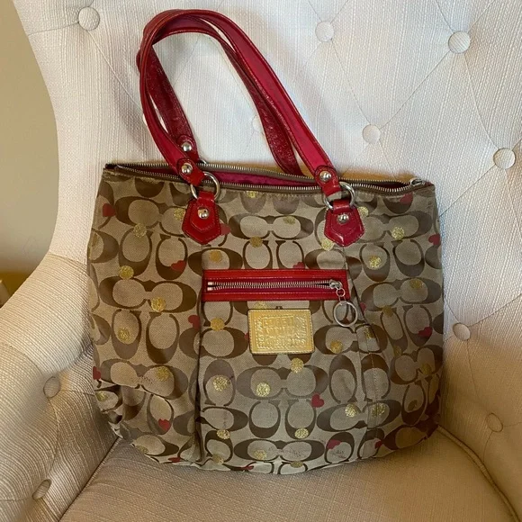 Coach w/Red hearts Signature Tote w/extra Michael Kors bag! - Picture 2 of 10